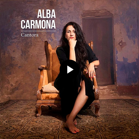 Portada del disco «Cantora» de Alba Carmona.
