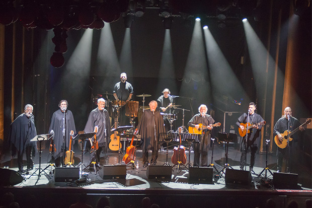 Quilapayún en la Sala Apolo de Barcelona en 2023. © Xavier Pintanel