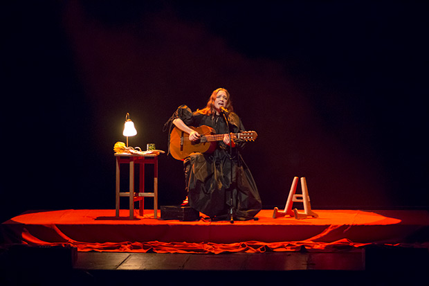 Natalia Lafourcade en el Liceu de Barcelona. © Xavier Pintanel