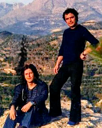 Patricio Castillo y Osvaldo &laquo;Gitano&raquo; Rodr&iacute;guez en Altea (Espa&ntilde;a) a principios de los 80.