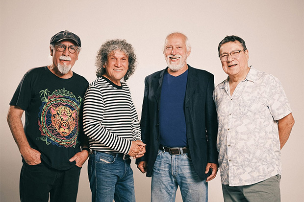 De izquierda derecha: Pancho Sazo (Congreso), Roberto M&aacute;rquez (Illapu); Ricardo Venegas (Quilapay&uacute;n) y Jos&eacute; Seves (Inti-Illimani Hist&oacute;rico).