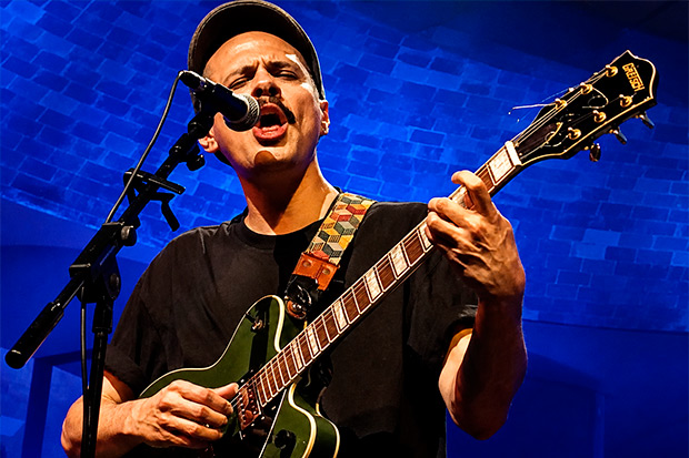 Rafa Mesa, &laquo;Pehuenche&raquo; &copy; Carles Gr&agrave;cia Escarp