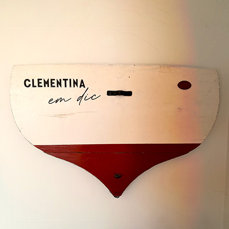 Portada del EP &laquo;Clementina em dic&raquo; de Ca&iuml;m Riba y Teresa Nogueron.
